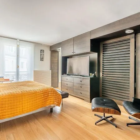 Guertin's House * Paris
